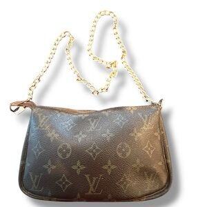 Louis Vuitton Monogram Pochette Accessoires w/UNBRANDED CHAIN STRAP SMALL BAG